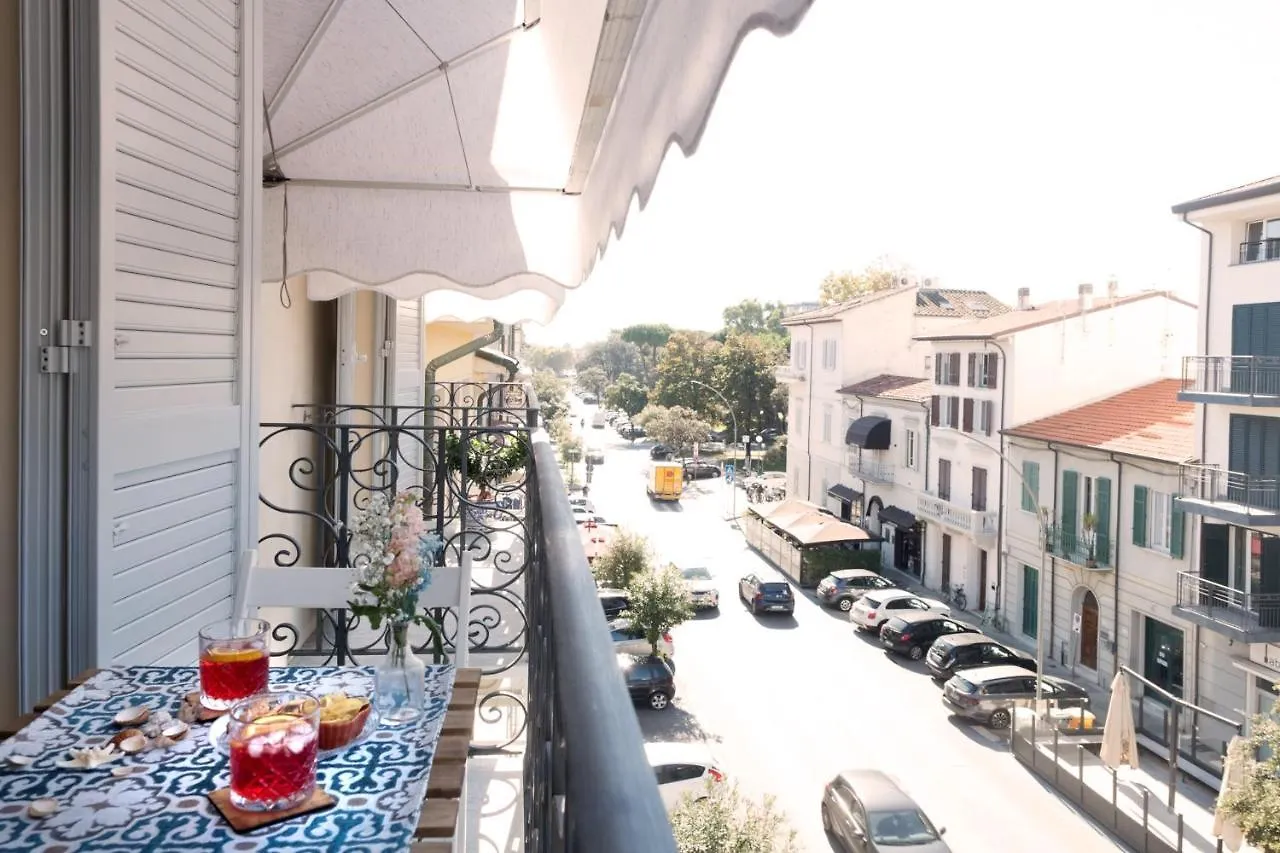 60Mt Dal Mare Apartment Viareggio Italy